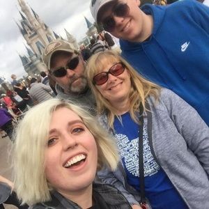 Meet your Posher, Sheila